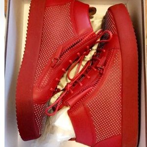 Men’s designer sneakers